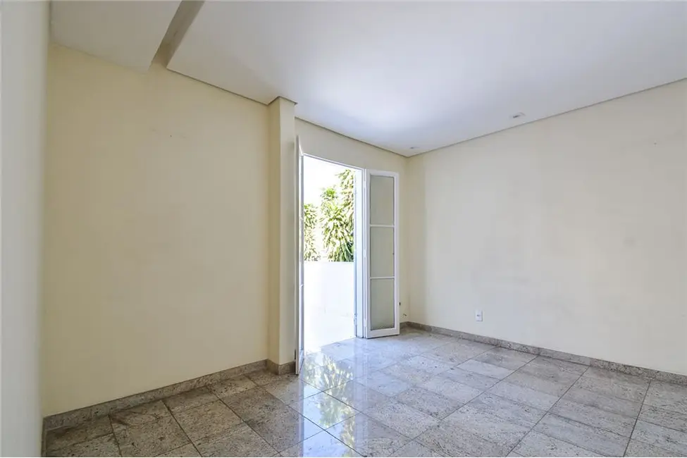 Foto 3 de Casa com 4 quartos à venda, 205m2 em Campo Belo, São Paulo - SP