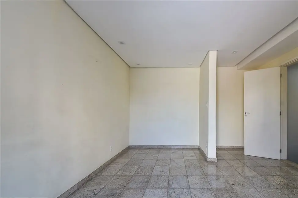 Foto 4 de Casa com 4 quartos à venda, 205m2 em Campo Belo, São Paulo - SP