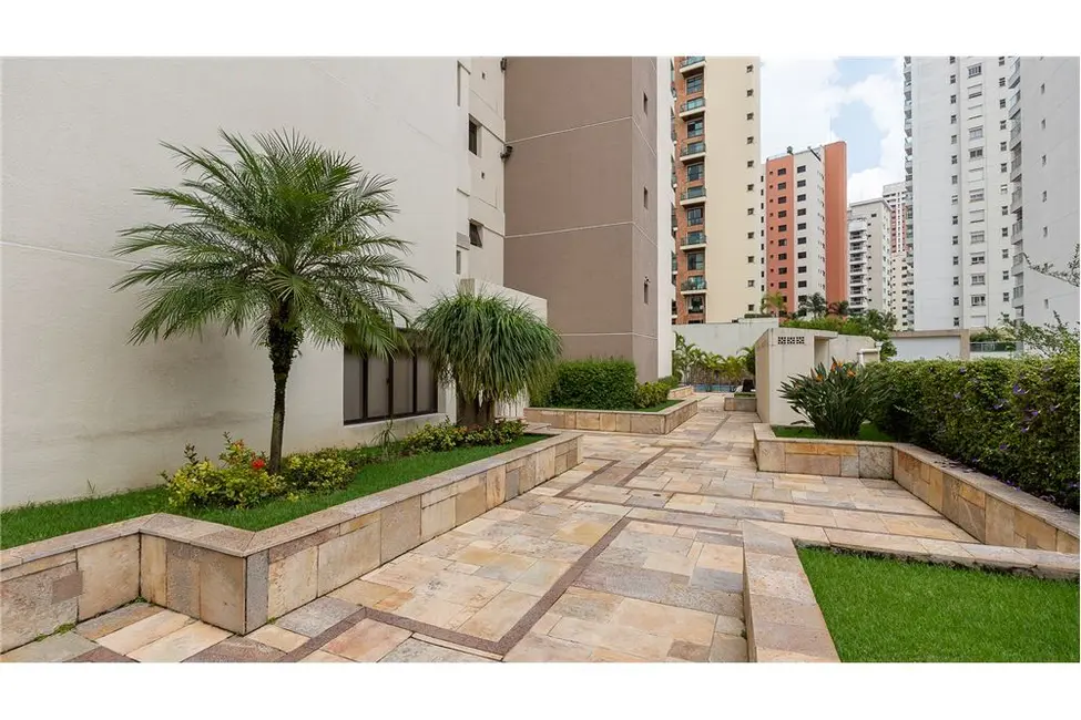 Apartamento com 3 quartos à venda, 122m2 em São Paulo - SP - imagem 3 Foto 3 de Apartamento com 3 quartos à venda, 122m2 em São Paulo - SP