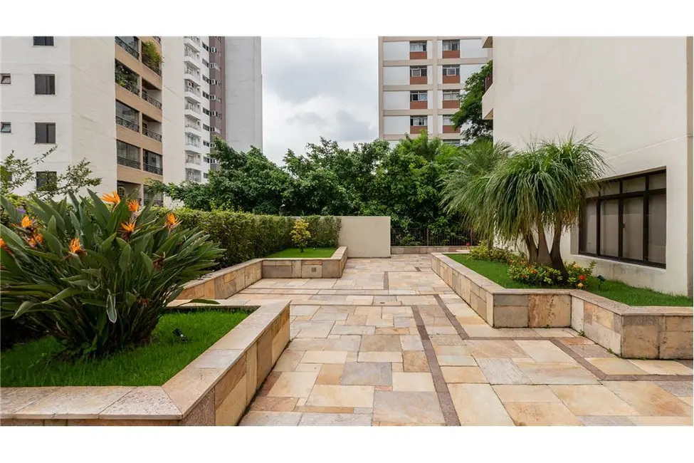 Apartamento com 3 quartos à venda, 122m2 em São Paulo - SP - imagem 2 Foto 2 de Apartamento com 3 quartos à venda, 122m2 em São Paulo - SP