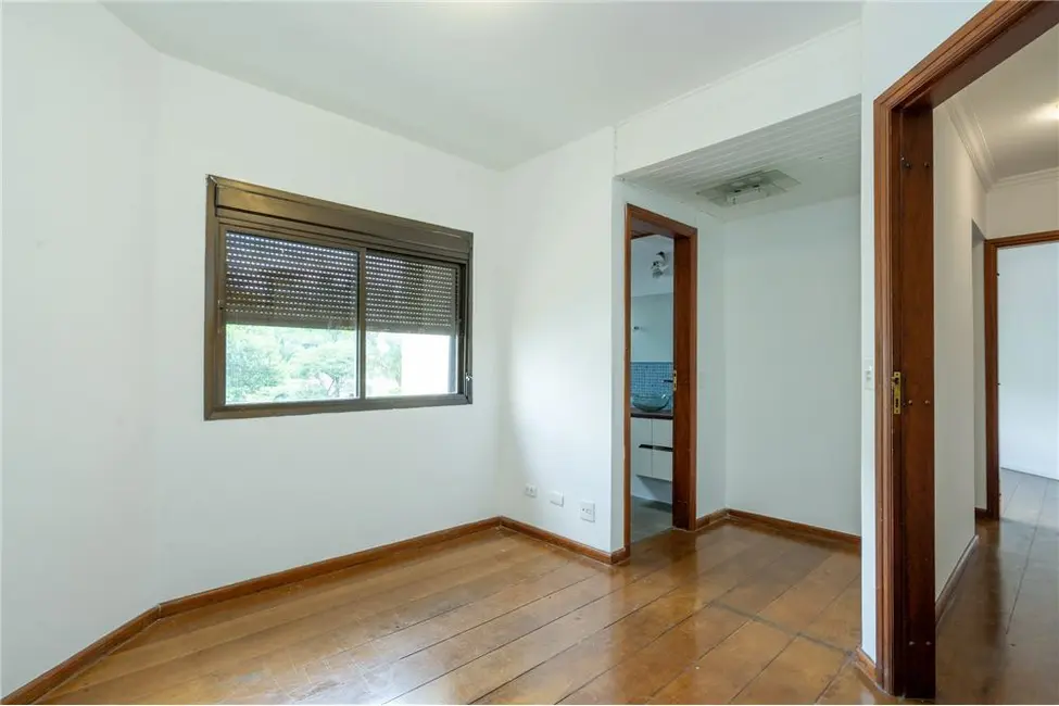 Foto 3 de Apartamento com 3 quartos à venda, 118m2 em Aclimação, São Paulo - SP