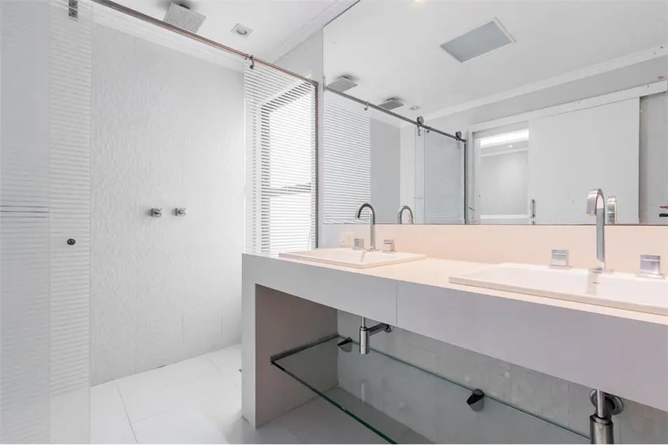 Apartamento com 3 quartos à venda, 269m2 em Higienópolis, São Paulo - SP - imagem 6 Foto 6 de Apartamento com 3 quartos à venda, 269m2 em Higienópolis, São Paulo - SP