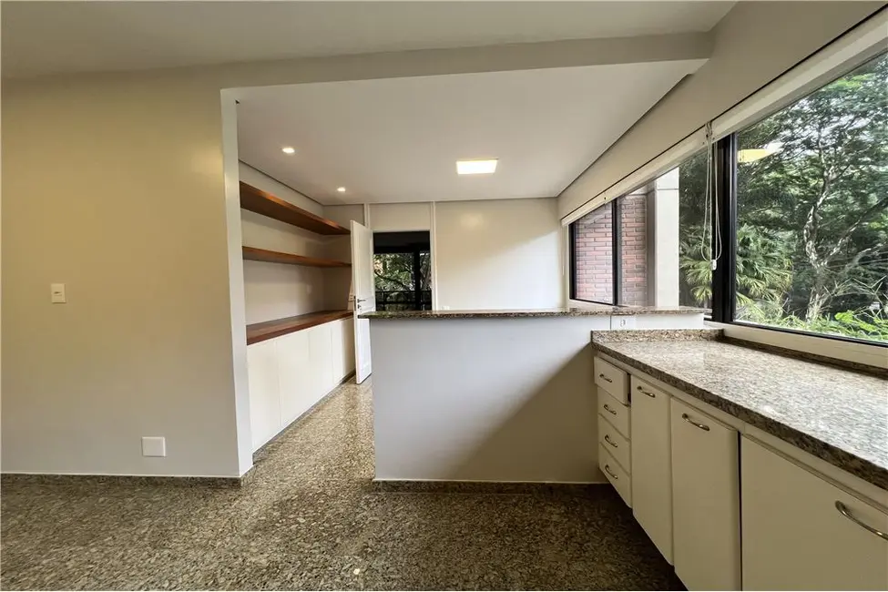 Apartamento com 4 quartos à venda, 318m2 em Vila Nova Conceição, São Paulo - SP - imagem 9 Foto 9 de Apartamento com 4 quartos à venda, 318m2 em Vila Nova Conceição, São Paulo - SP