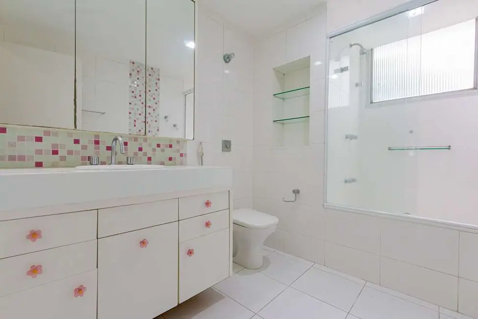 Foto 2 de Apartamento com 4 quartos à venda, 180m2 em Santa Cecília, São Paulo - SP
