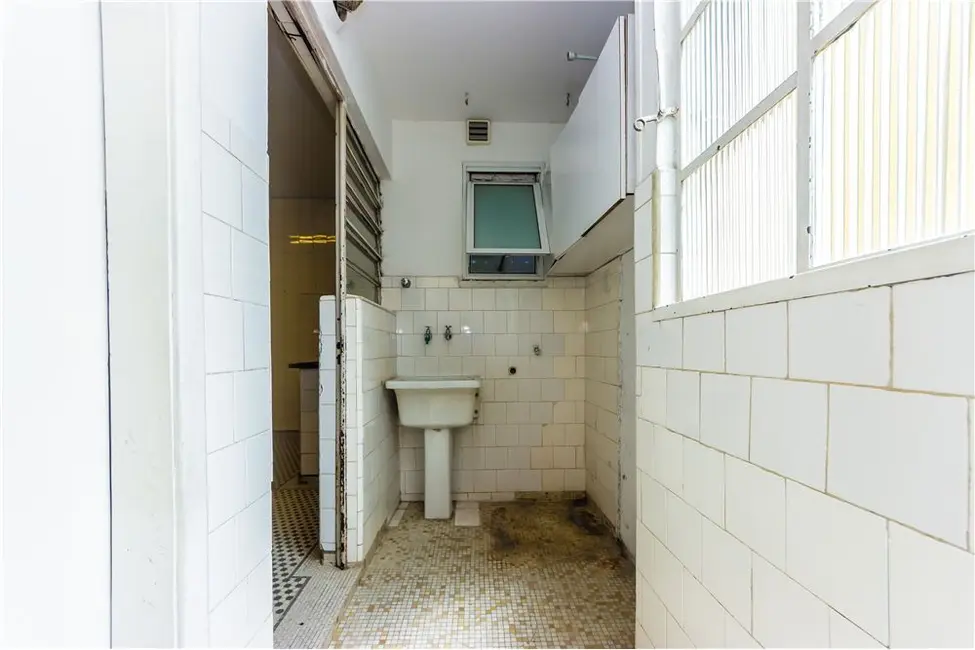 Apartamento com 3 quartos à venda, 122m2 em Pinheiros, São Paulo - SP - imagem 4 Foto 4 de Apartamento com 3 quartos à venda, 122m2 em Pinheiros, São Paulo - SP