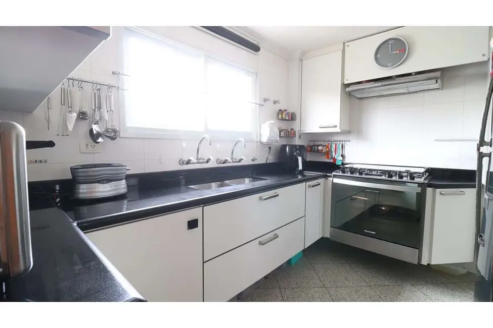 Foto 3 de Casa de Condomínio com 4 quartos à venda, 376m2 em Planalto Paulista, São Paulo - SP