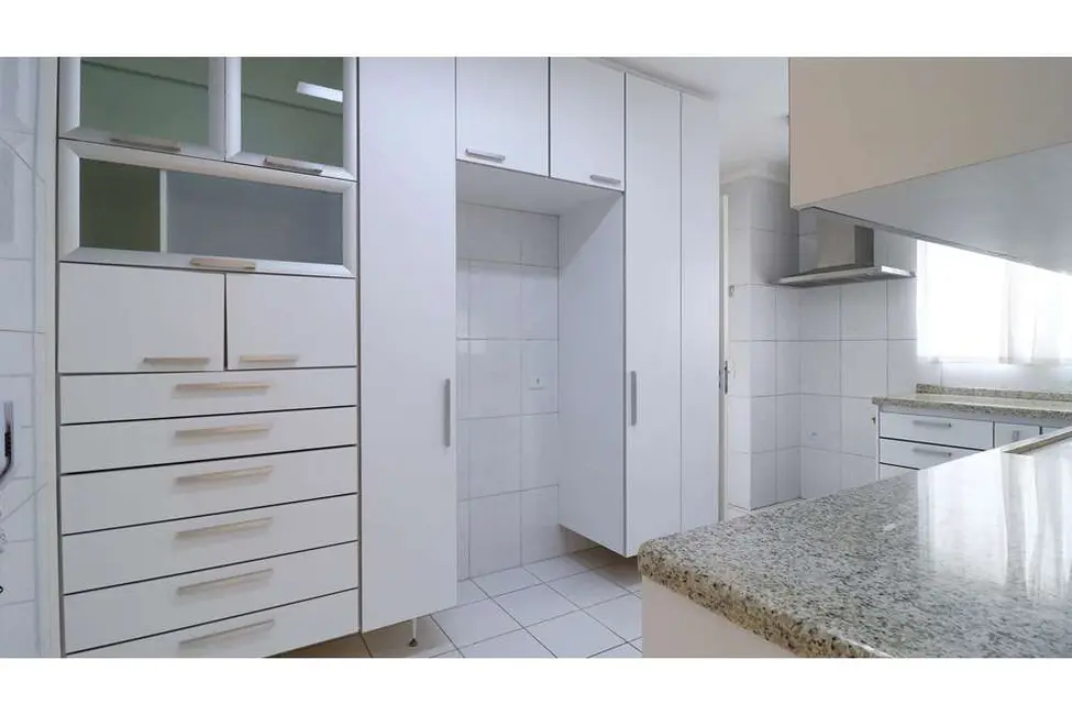Apartamento com 3 quartos à venda, 146m2 em Vila Suzana, São Paulo - SP - imagem 8 Foto 8 de Apartamento com 3 quartos à venda, 146m2 em Vila Suzana, São Paulo - SP