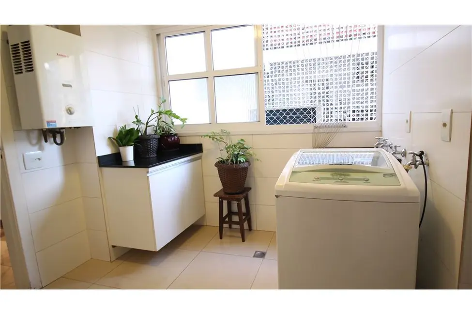 Apartamento com 3 quartos à venda, 143m2 em Pinheiros, São Paulo - SP - imagem 7 Foto 7 de Apartamento com 3 quartos à venda, 143m2 em Pinheiros, São Paulo - SP