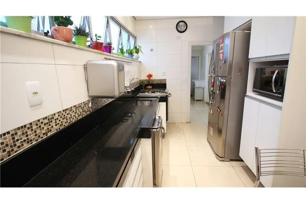 Apartamento com 3 quartos à venda, 143m2 em Pinheiros, São Paulo - SP - imagem 9 Foto 9 de Apartamento com 3 quartos à venda, 143m2 em Pinheiros, São Paulo - SP