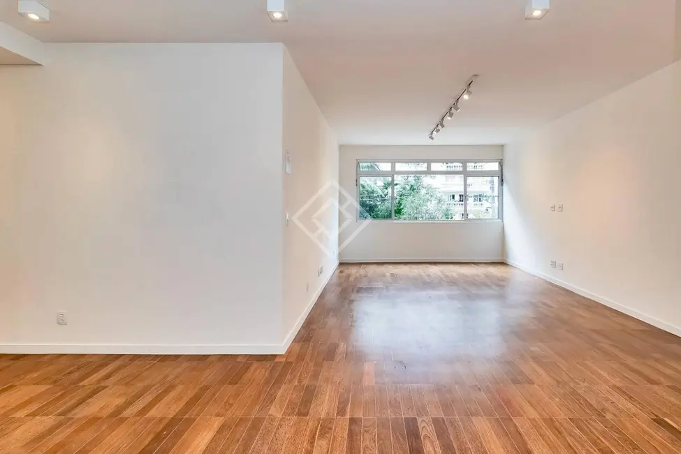 Foto 9 de Apartamento com 3 quartos à venda, 129m2 em Itaim Bibi, São Paulo - SP