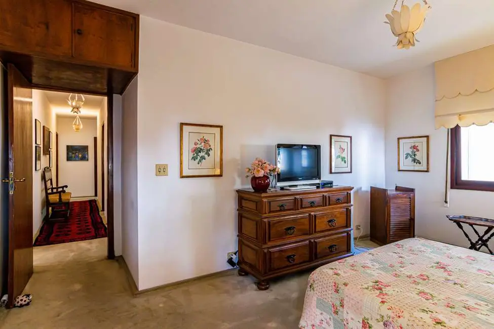 Foto 5 de Apartamento com 3 quartos à venda, 220m2 em Cerqueira César, São Paulo - SP