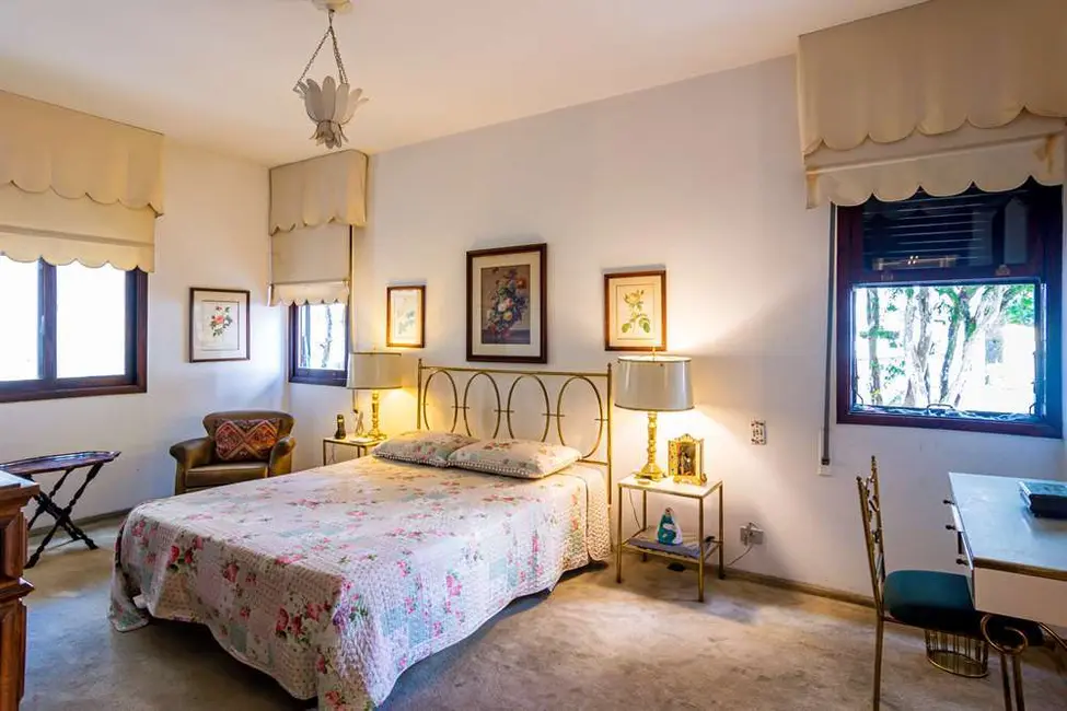 Foto 4 de Apartamento com 3 quartos à venda, 220m2 em Cerqueira César, São Paulo - SP