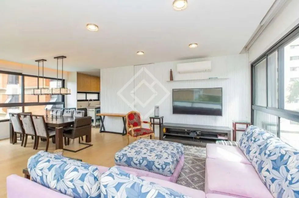 Apartamento com 2 quartos à venda, 138m2 em Moema, São Paulo - SP - imagem 3 Foto 3 de Apartamento com 2 quartos à venda, 138m2 em Moema, São Paulo - SP