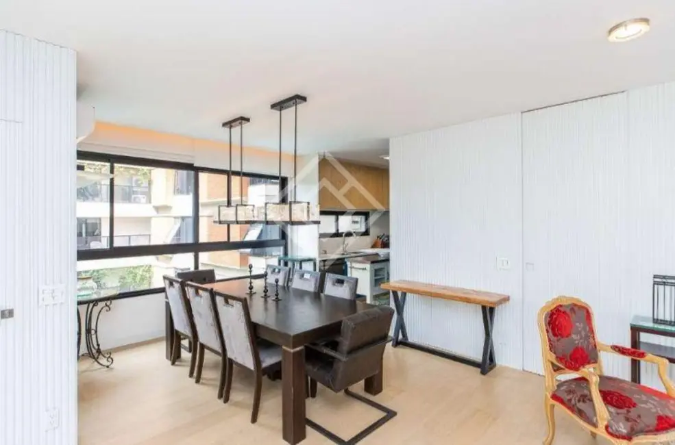 Apartamento com 2 quartos à venda, 138m2 em Moema, São Paulo - SP - imagem 4 Foto 4 de Apartamento com 2 quartos à venda, 138m2 em Moema, São Paulo - SP