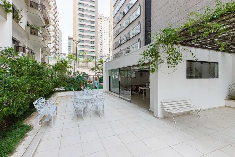 Foto 2 de Apartamento com 4 quartos à venda, 223m2 em Vila Clementino, São Paulo - SP