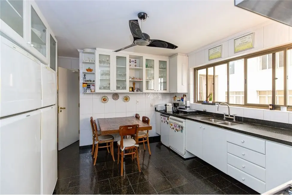 Foto 4 de Apartamento com 4 quartos à venda, 264m2 em Consolação, São Paulo - SP