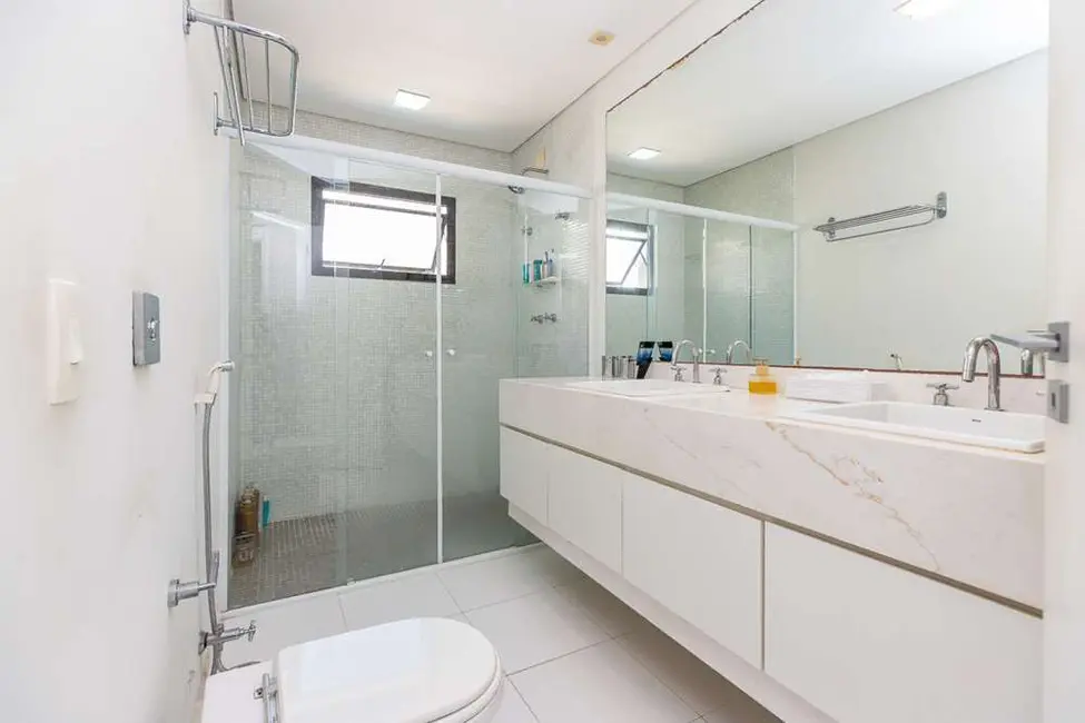 Apartamento com 4 quartos à venda, 188m2 em Moema, São Paulo - SP - imagem 7 Foto 7 de Apartamento com 4 quartos à venda, 188m2 em Moema, São Paulo - SP