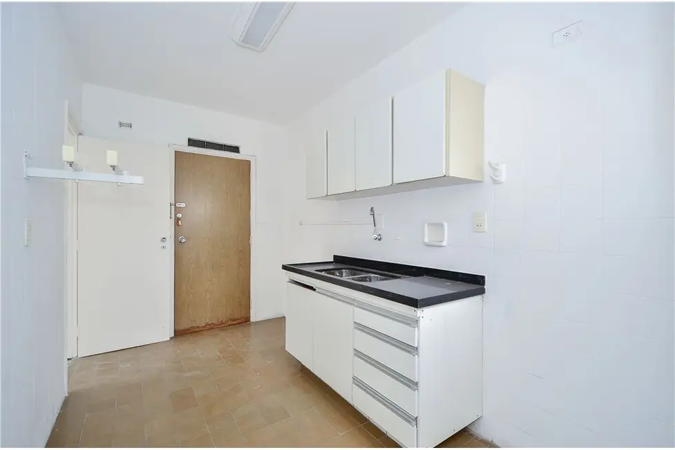 Apartamento com 3 quartos à venda, 68m2 em Moema, São Paulo - SP - imagem 7 Foto 7 de Apartamento com 3 quartos à venda, 68m2 em Moema, São Paulo - SP