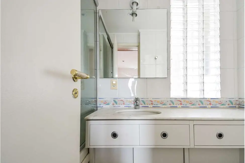 Foto 4 de Apartamento com 2 quartos à venda, 84m2 em Campo Belo, São Paulo - SP