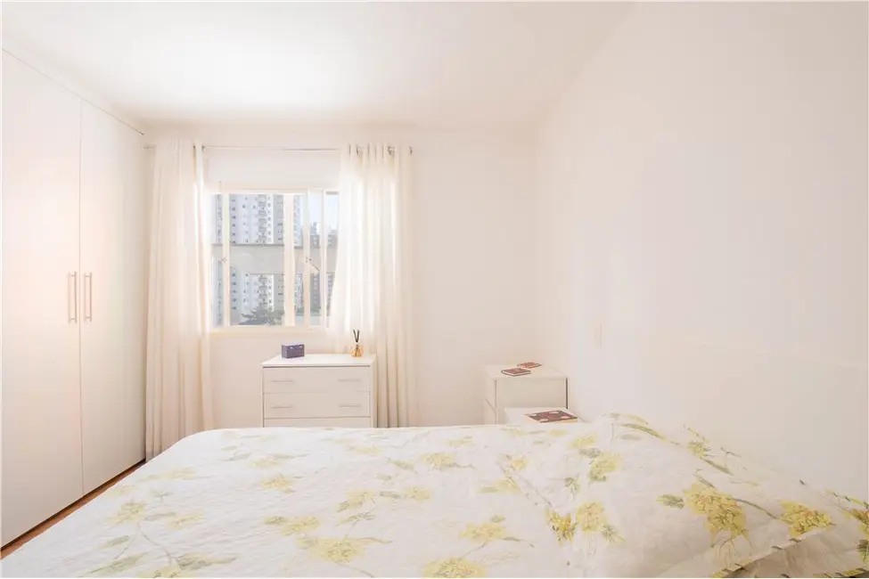 Apartamento com 2 quartos à venda, 83m2 em Moema, São Paulo - SP - imagem 8 Foto 8 de Apartamento com 2 quartos à venda, 83m2 em Moema, São Paulo - SP