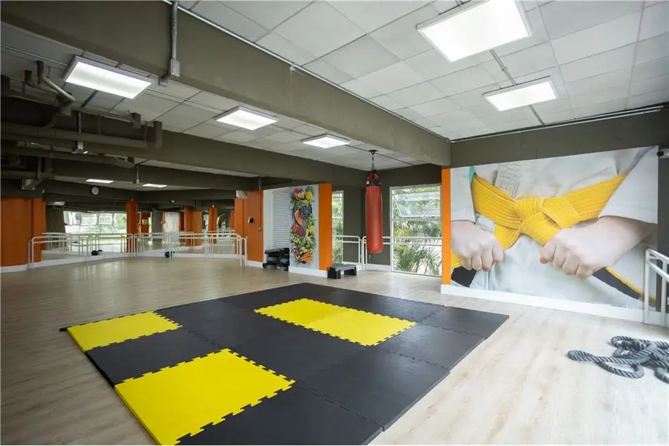 Cobertura com 5 quartos à venda, 355m2 em Moema, São Paulo - SP - imagem 8 Foto 8 de Cobertura com 5 quartos à venda, 355m2 em Moema, São Paulo - SP