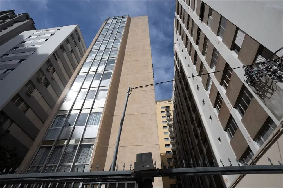 Apartamento com 3 quartos à venda, 145m2 em Jardim Paulista, São Paulo - SP - imagem 1 Foto 1 de Apartamento com 3 quartos à venda, 145m2 em Jardim Paulista, São Paulo - SP