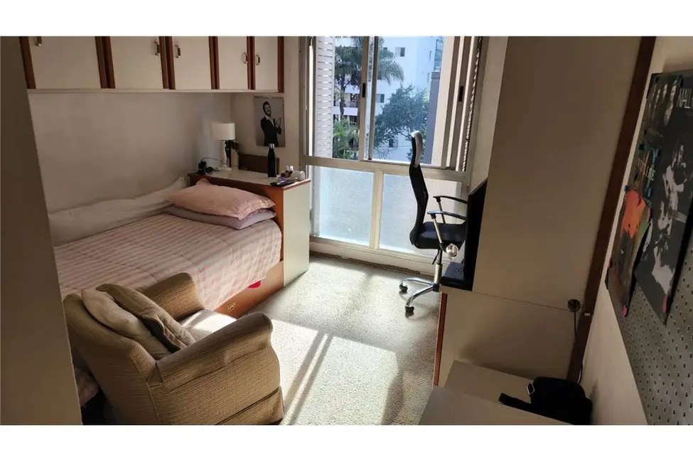 Apartamento com 3 quartos à venda, 127m2 em Jardim Paulista, São Paulo - SP - imagem 9 Foto 9 de Apartamento com 3 quartos à venda, 127m2 em Jardim Paulista, São Paulo - SP