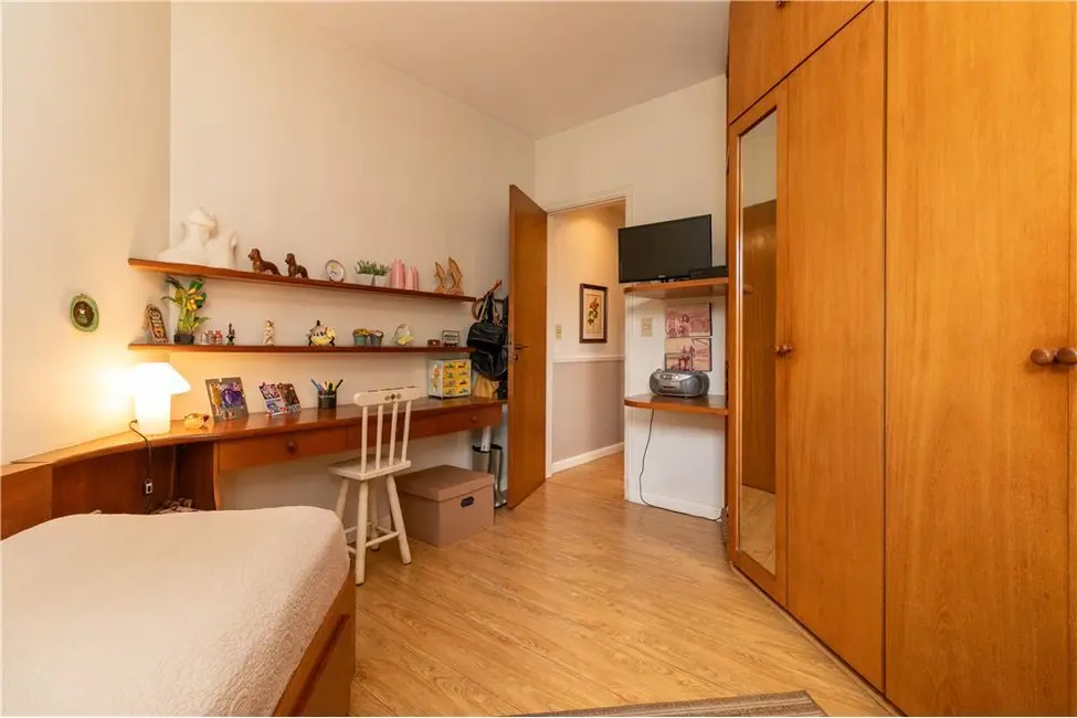 Foto 6 de Apartamento com 3 quartos à venda, 143m2 em Itaim Bibi, São Paulo - SP