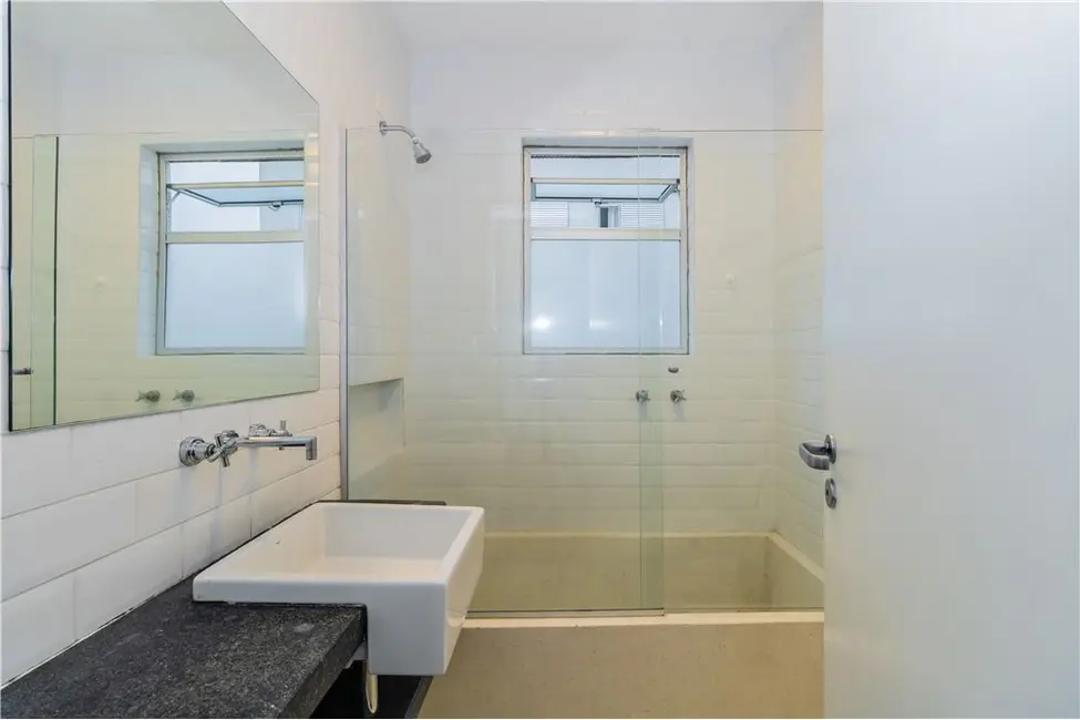 Apartamento com 3 quartos à venda, 129m2 em Itaim Bibi, São Paulo - SP - imagem 9 Foto 9 de Apartamento com 3 quartos à venda, 129m2 em Itaim Bibi, São Paulo - SP