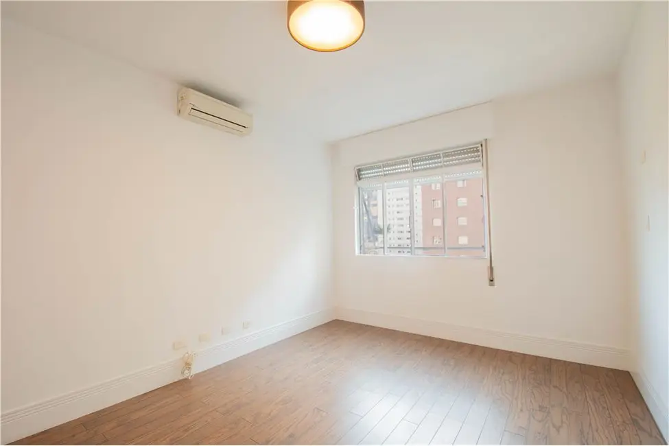 Foto 2 de Apartamento com 2 quartos à venda, 156m2 em Jardim América, São Paulo - SP