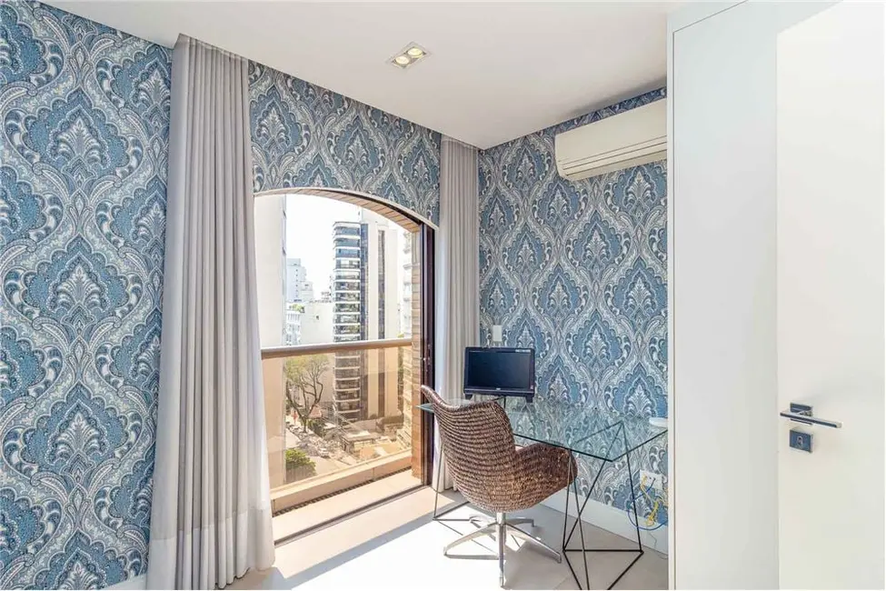 Cobertura com 3 quartos à venda, 264m2 em Higienópolis, São Paulo - SP - imagem 3 Foto 3 de Cobertura com 3 quartos à venda, 264m2 em Higienópolis, São Paulo - SP