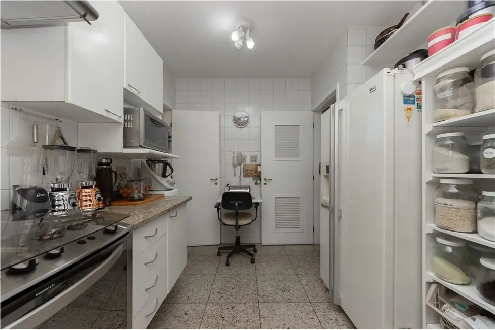 Foto 2 de Apartamento com 4 quartos à venda, 208m2 em Vila Morumbi, São Paulo - SP
