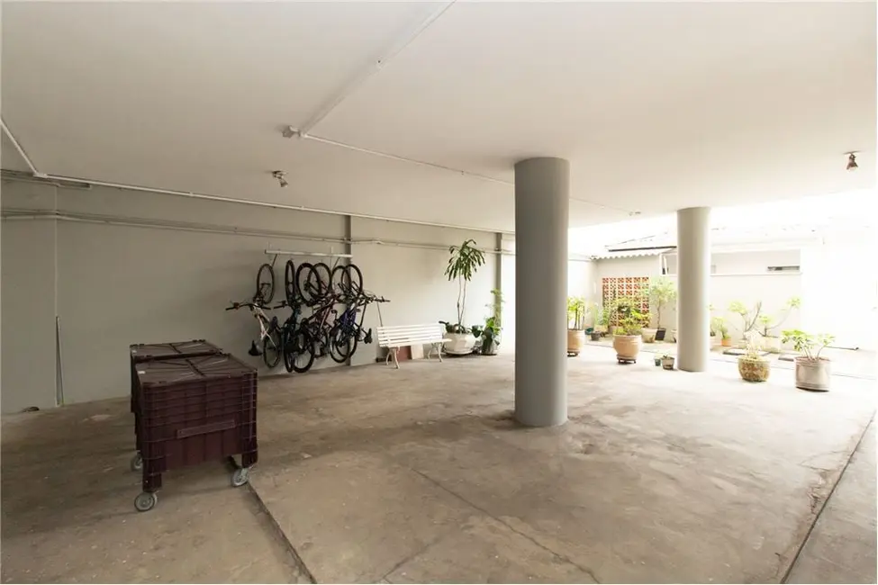 Apartamento com 1 quarto à venda, 43m2 em Aclimação, São Paulo - SP - imagem 5 Foto 5 de Apartamento com 1 quarto à venda, 43m2 em Aclimação, São Paulo - SP