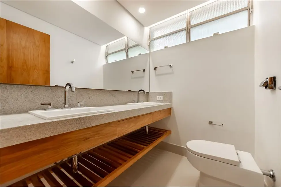 Foto 9 de Apartamento com 3 quartos à venda, 198m2 em Itaim Bibi, São Paulo - SP