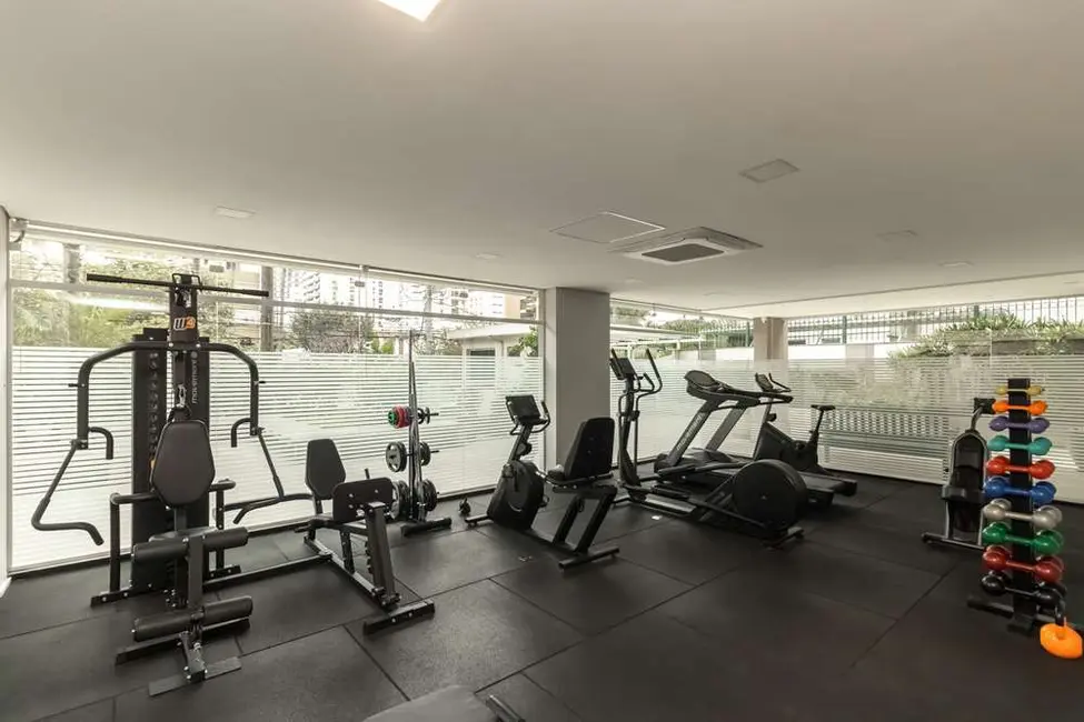 Foto 9 de Apartamento com 3 quartos à venda, 210m2 em Itaim Bibi, São Paulo - SP