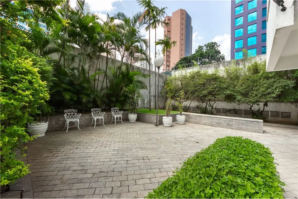 Foto 5 de Apartamento com 1 quarto à venda, 46m2 em Moema, São Paulo - SP