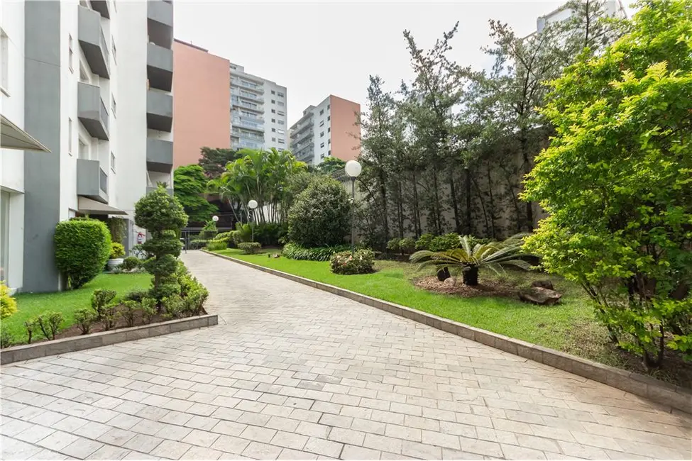 Foto 4 de Apartamento com 1 quarto à venda, 46m2 em Moema, São Paulo - SP