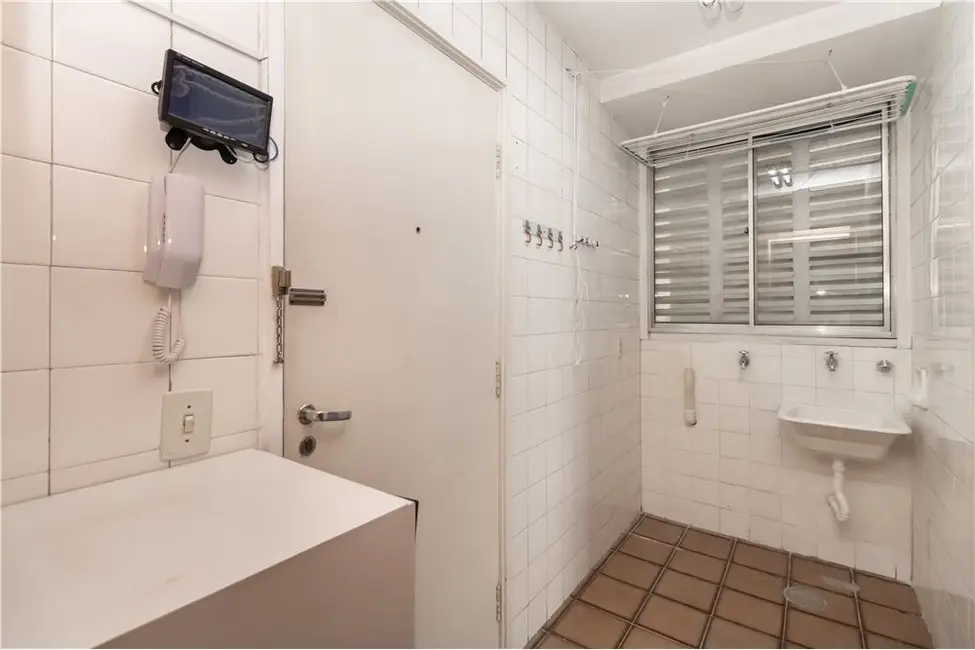 Foto 6 de Apartamento com 2 quartos à venda, 75m2 em Moema, São Paulo - SP
