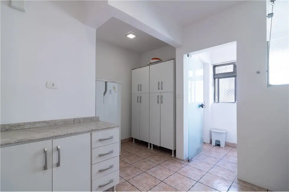 Foto 7 de Apartamento com 2 quartos à venda, 70m2 em Moema, São Paulo - SP