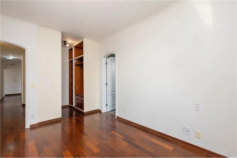 Apartamento com 5 quartos à venda, 242m2 em Campo Belo, São Paulo - SP - imagem 8 Foto 8 de Apartamento com 5 quartos à venda, 242m2 em Campo Belo, São Paulo - SP