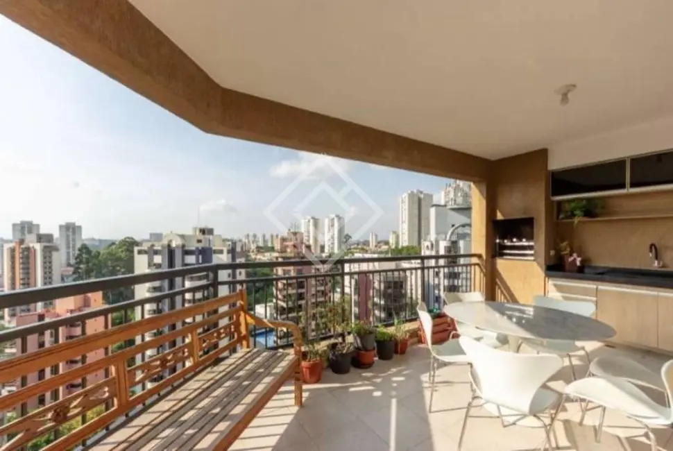 Apartamento com 4 quartos à venda, 136m2 em Vila Suzana, São Paulo - SP - imagem 1 Foto 1 de Apartamento com 4 quartos à venda, 136m2 em Vila Suzana, São Paulo - SP