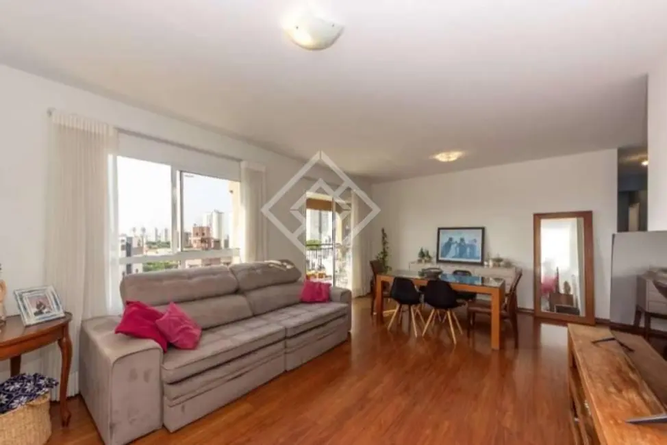 Apartamento com 4 quartos à venda, 136m2 em Vila Suzana, São Paulo - SP - imagem 3 Foto 3 de Apartamento com 4 quartos à venda, 136m2 em Vila Suzana, São Paulo - SP