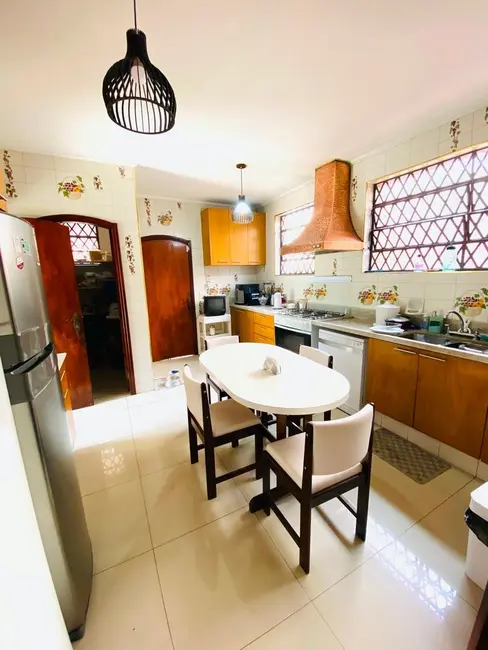 Foto 8 de Casa com 6 quartos à venda, 680m2 em Jardim Guedala, São Paulo - SP