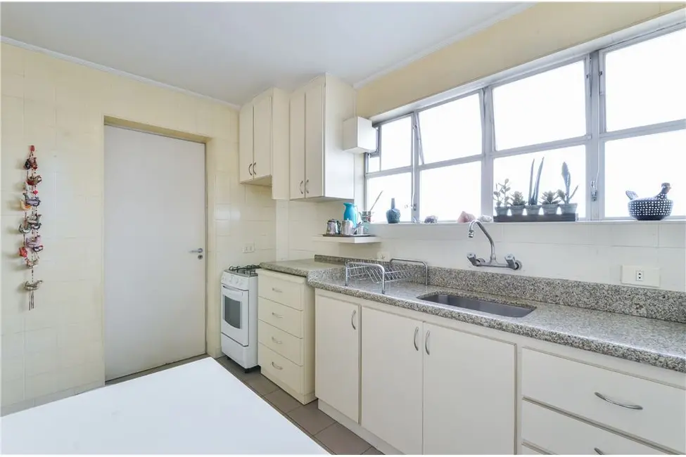 Foto 9 de Apartamento com 3 quartos à venda, 116m2 em Moema, São Paulo - SP