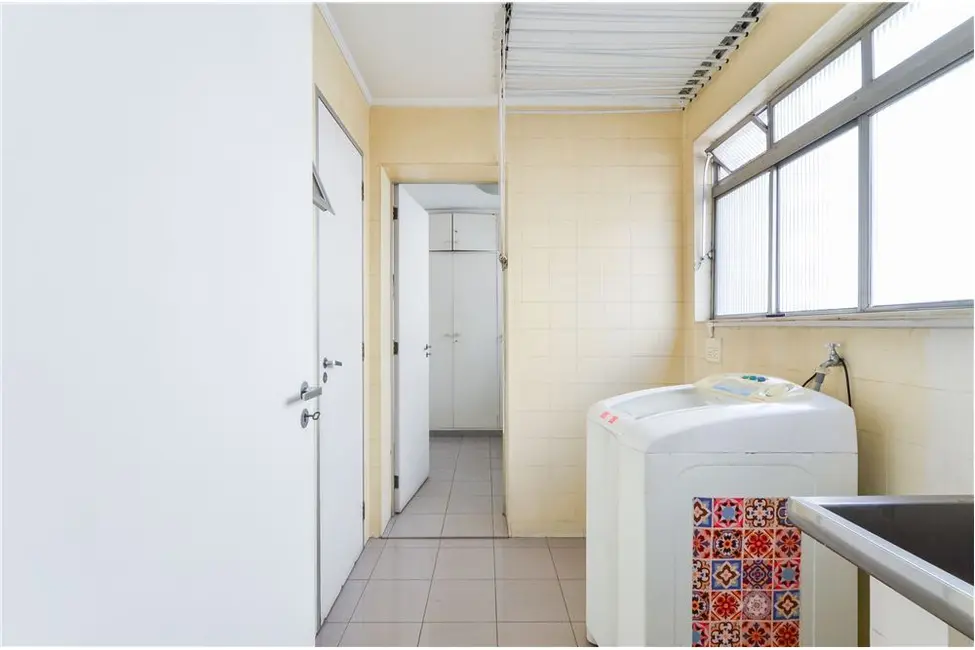 Foto 4 de Apartamento com 3 quartos à venda, 116m2 em Moema, São Paulo - SP