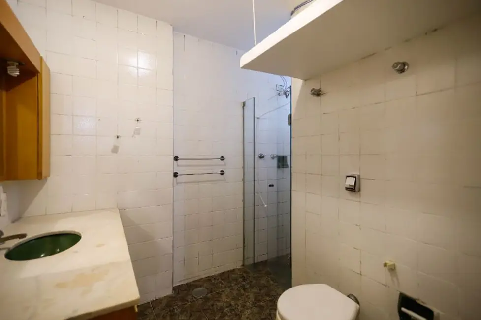 Apartamento com 3 quartos à venda, 143m2 em Pinheiros, São Paulo - SP - imagem 9 Foto 9 de Apartamento com 3 quartos à venda, 143m2 em Pinheiros, São Paulo - SP