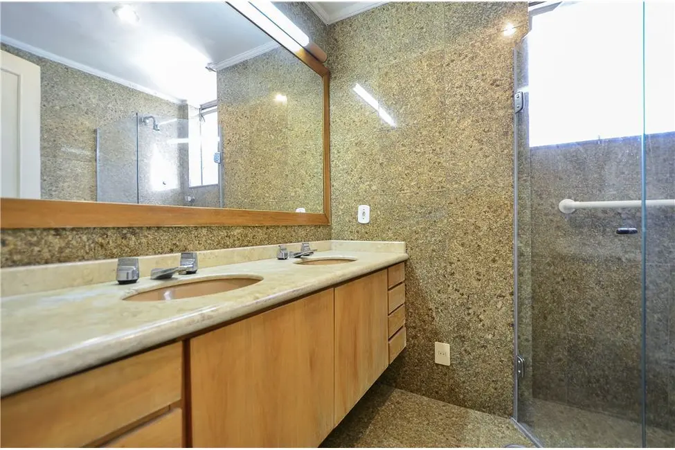 Apartamento com 3 quartos à venda, 256m2 em Cerqueira César, São Paulo - SP - imagem 3 Foto 3 de Apartamento com 3 quartos à venda, 256m2 em Cerqueira César, São Paulo - SP