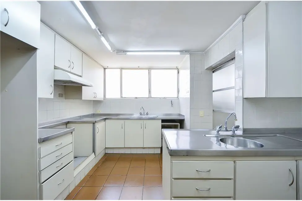 Apartamento com 3 quartos à venda, 256m2 em Cerqueira César, São Paulo - SP - imagem 8 Foto 8 de Apartamento com 3 quartos à venda, 256m2 em Cerqueira César, São Paulo - SP