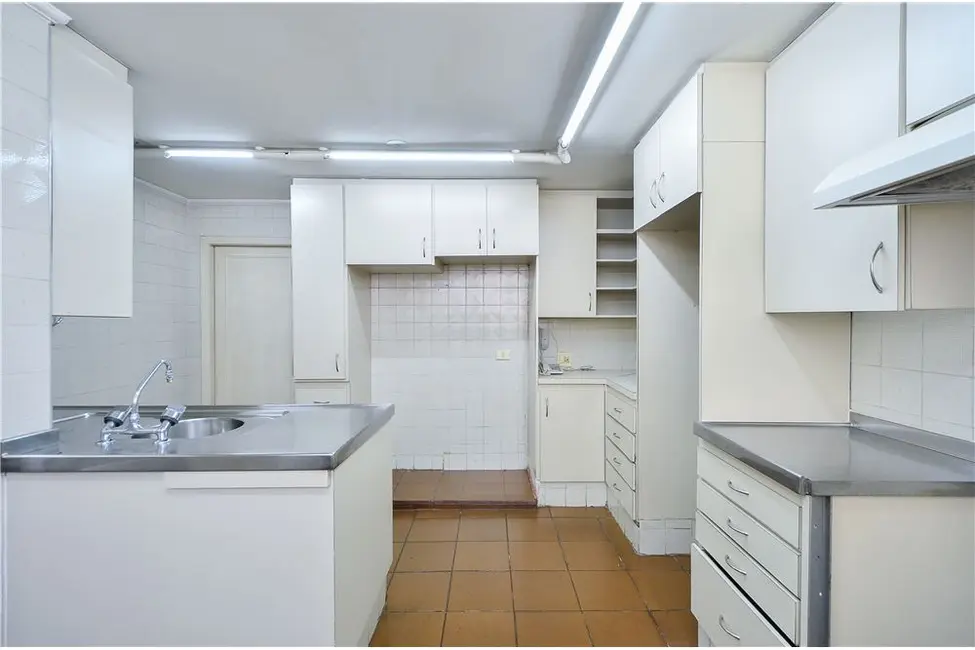 Apartamento com 3 quartos à venda, 256m2 em Cerqueira César, São Paulo - SP - imagem 9 Foto 9 de Apartamento com 3 quartos à venda, 256m2 em Cerqueira César, São Paulo - SP