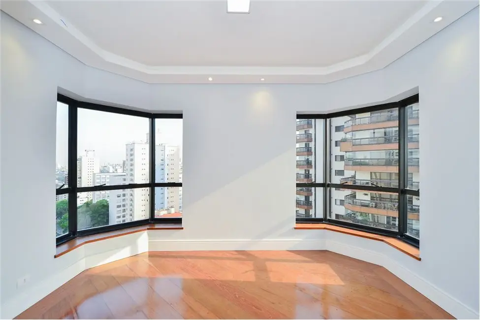 Foto 2 de Apartamento com 5 quartos à venda, 185m2 em Aclimação, São Paulo - SP